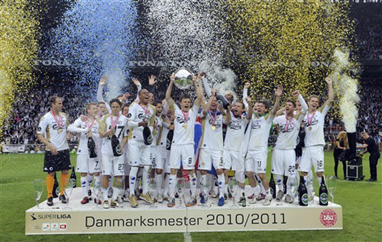 pålægge med undtagelse af Parat The season in records | F.C. København