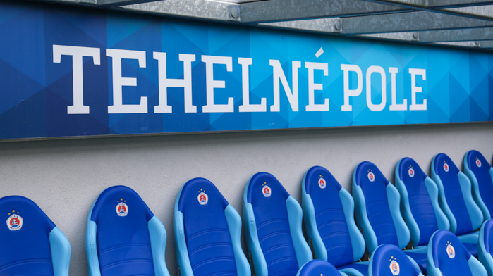 Tehelné Pole