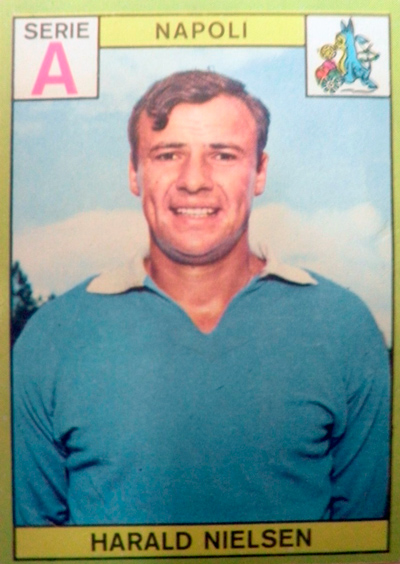 Harald Nielsen i Napoli-trøjen