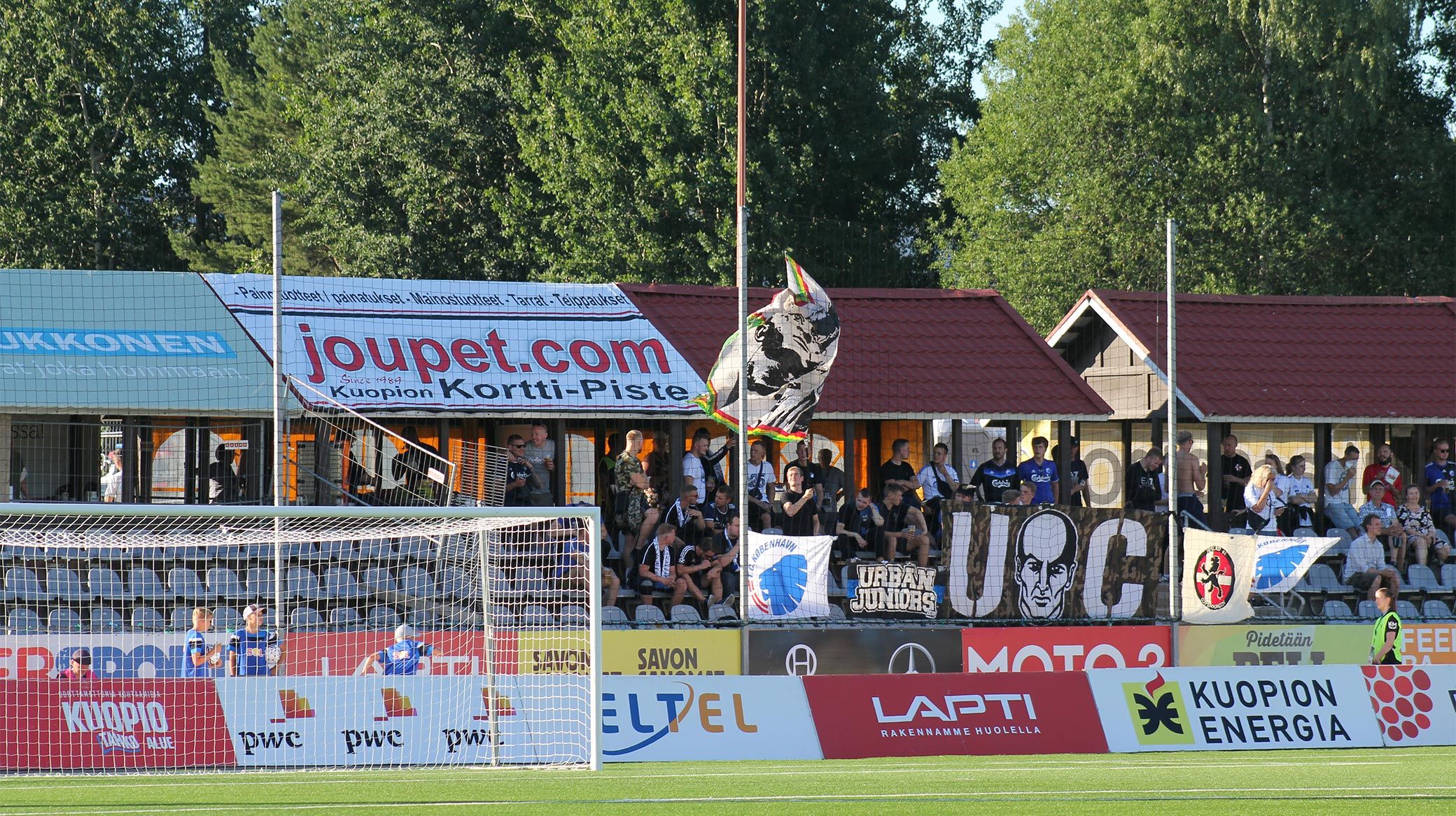 Medrejsende fans i Kuopio Medrejsende fans i Kuopio