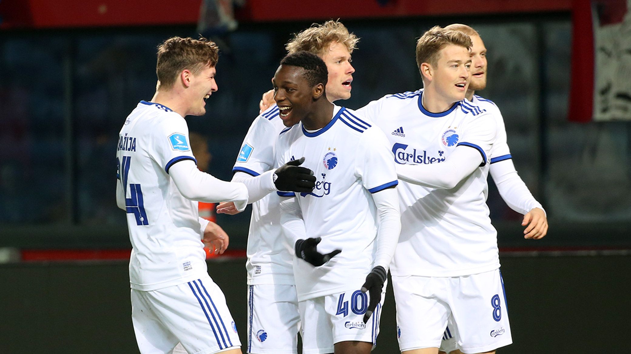 Jubel efter Daramy-scoring Jubel efter Daramy-scoring