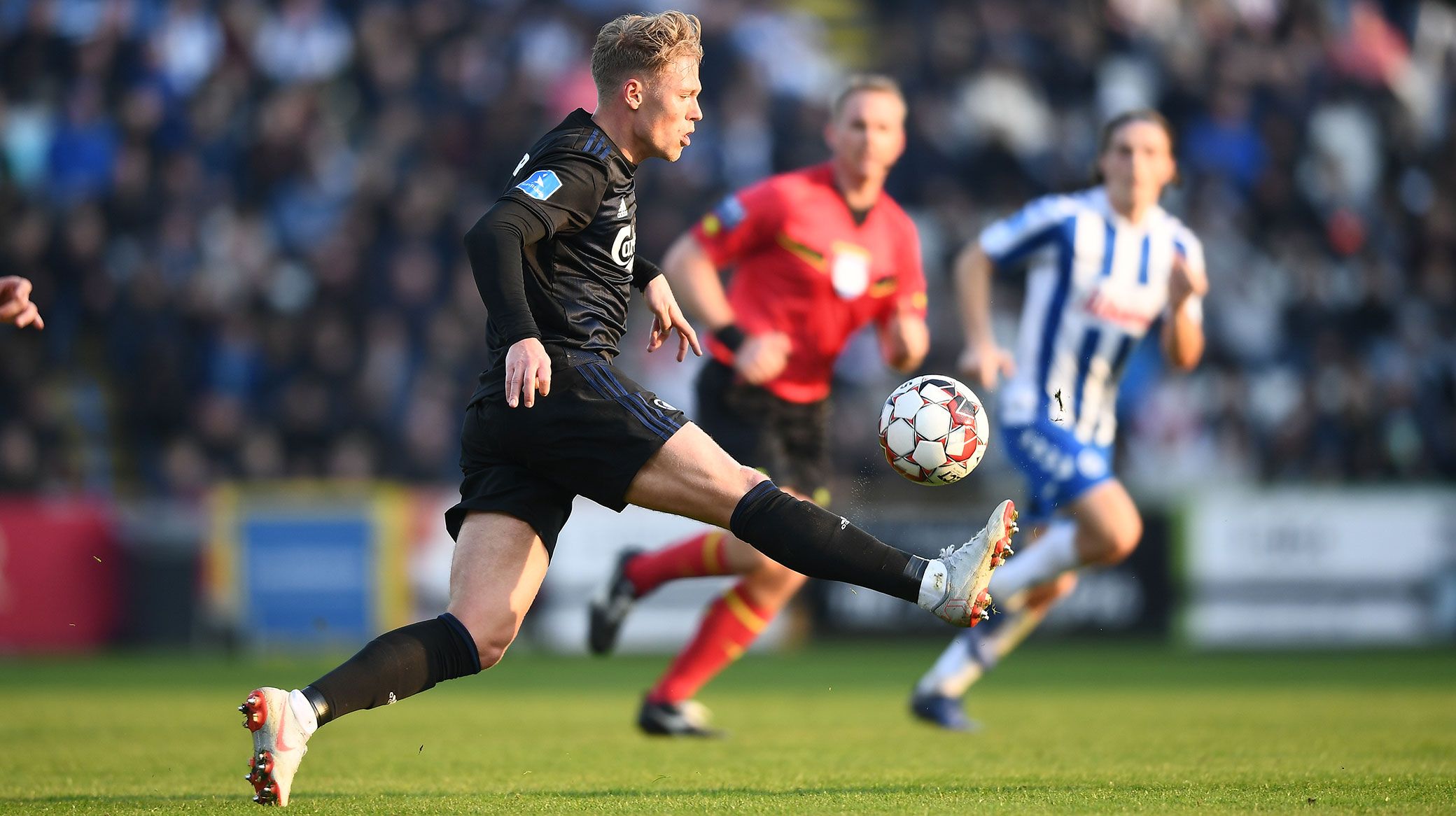 Viktor Fischer Viktor Fischer
