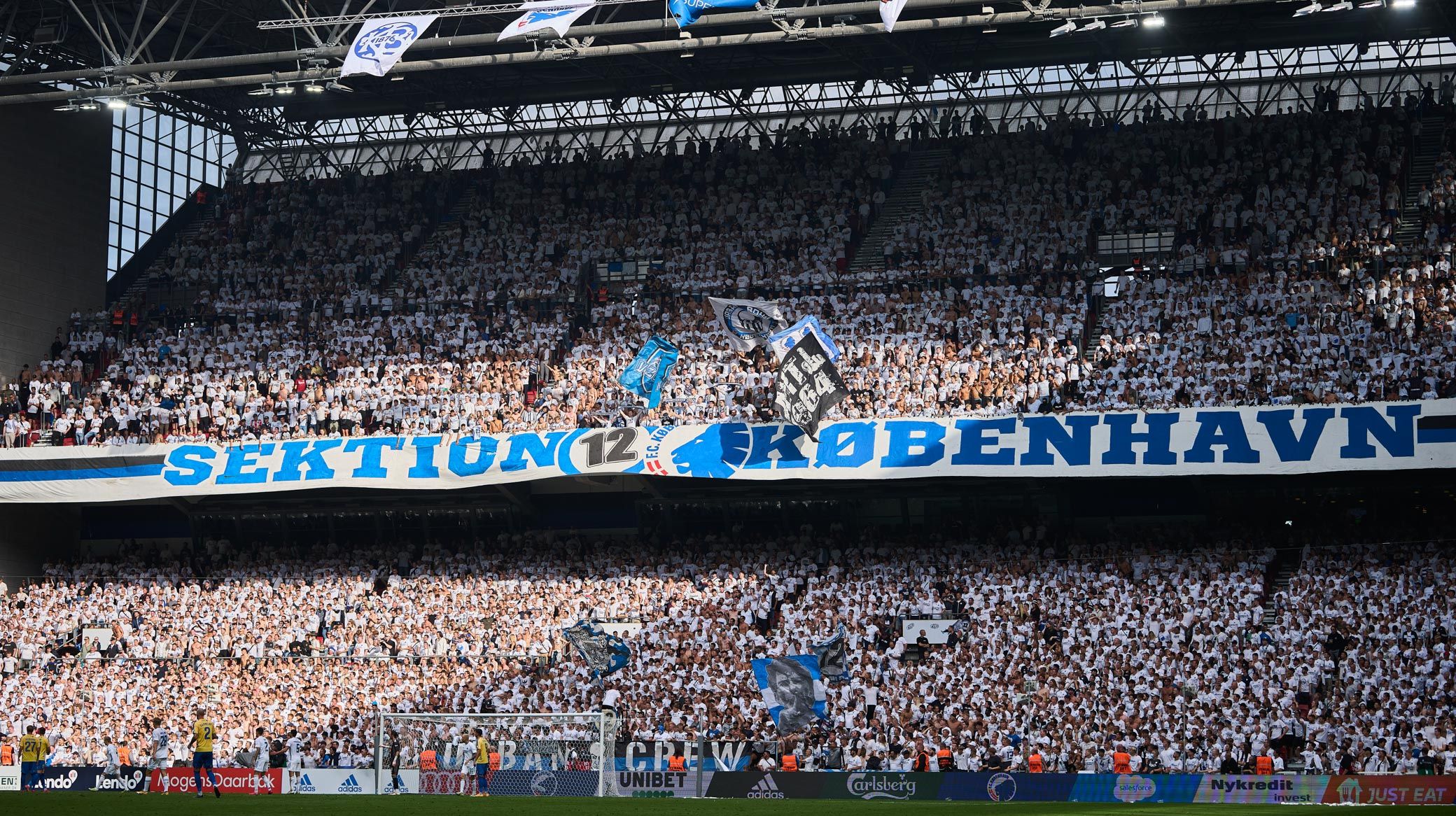 venlige salut Løs FCK-SJE: Over 6.000 klar på S12 og kun 250 pladser tilbage på Nedre C |  F.C. København