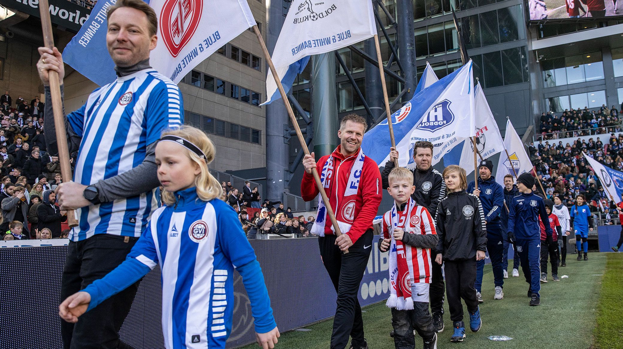 Blue & White Banner Day i Parken Blue & White Banner Day i Parken