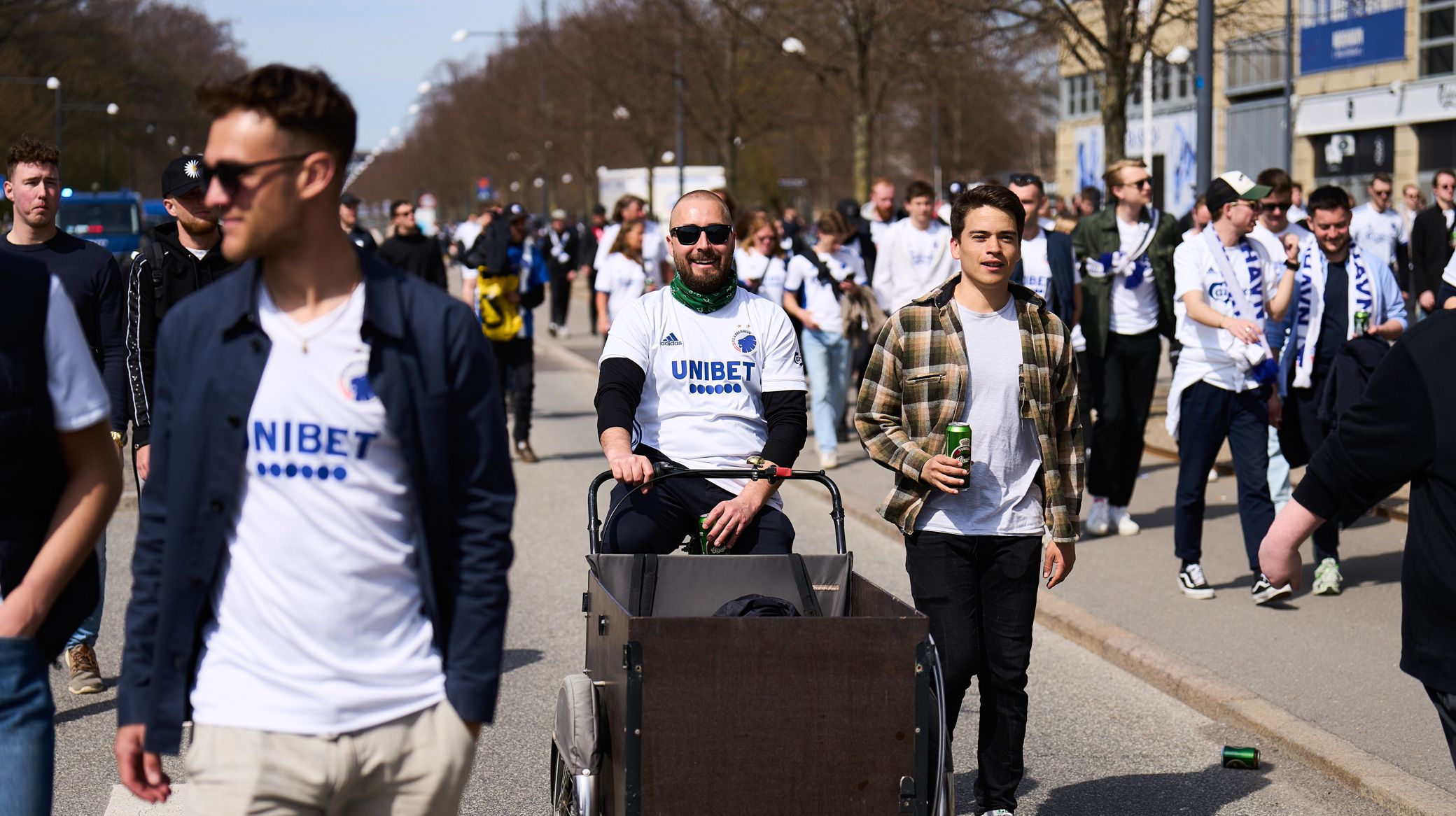FCK fans foran Parken FCK fans foran Parken