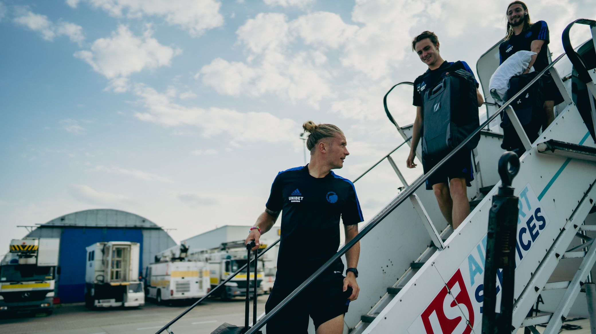 Christian Sørensen, William Clem og Rasmus Falk ankommer til Katowice Airport Christian Sørensen, William Clem og Rasmus Falk ankommer til Katowice Airport