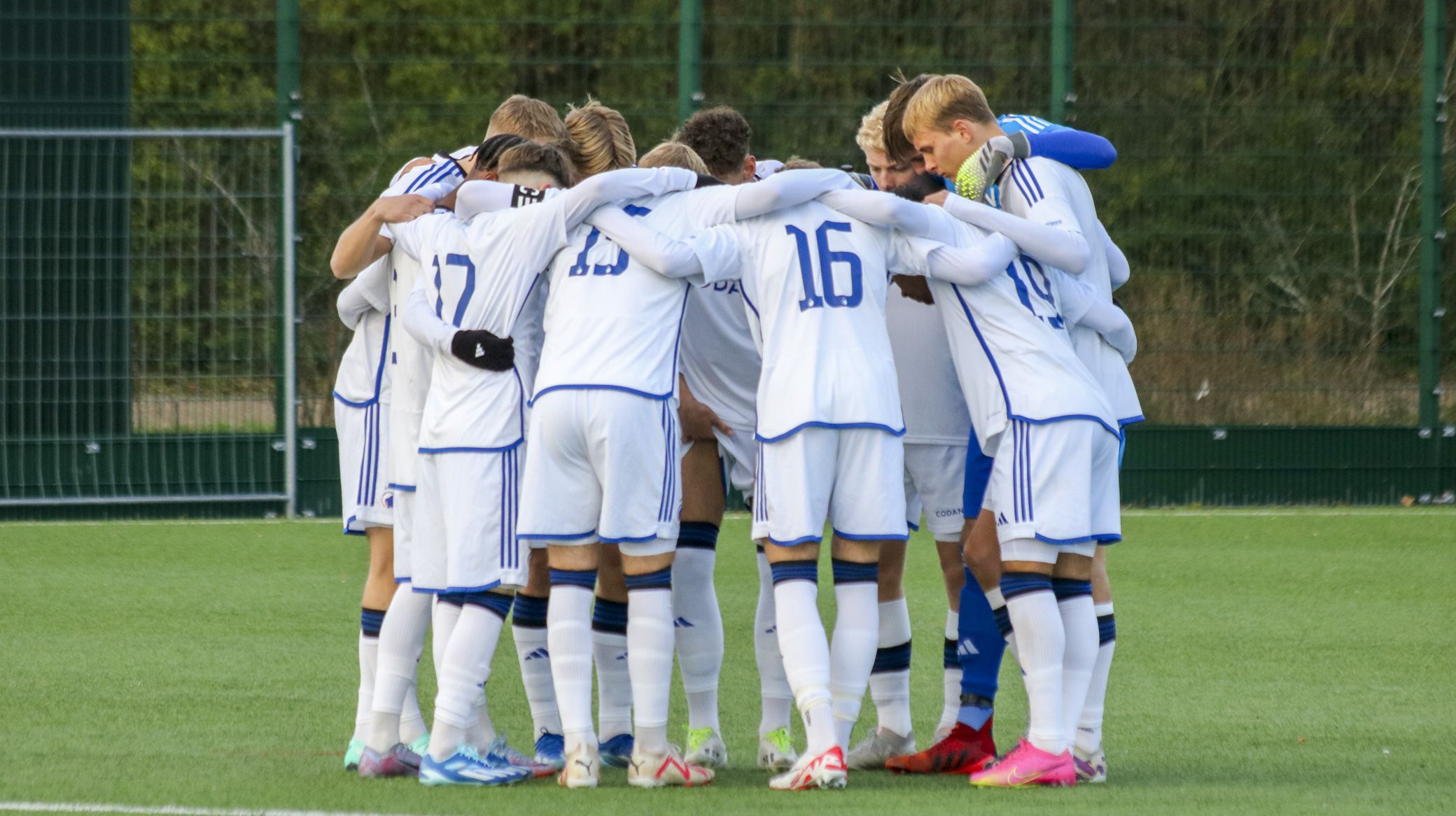 Holdet samles før kickoff