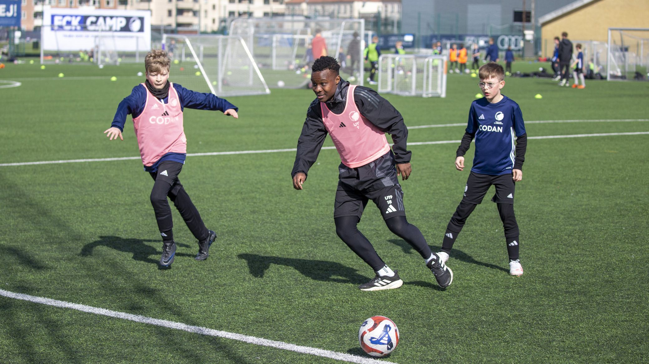FCK Camp med David Katlego fra U19-truppen FCK Camp med David Katlego fra U19-truppen