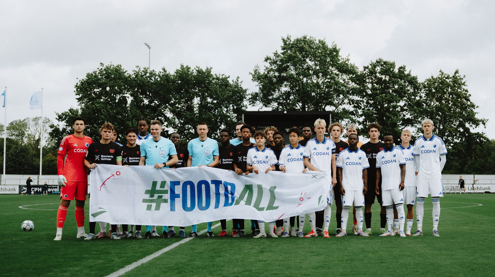 Fælles holdfoto F.C. København x Bayer Leverkusen Fælles holdfoto F.C. København x Bayer Leverkusen