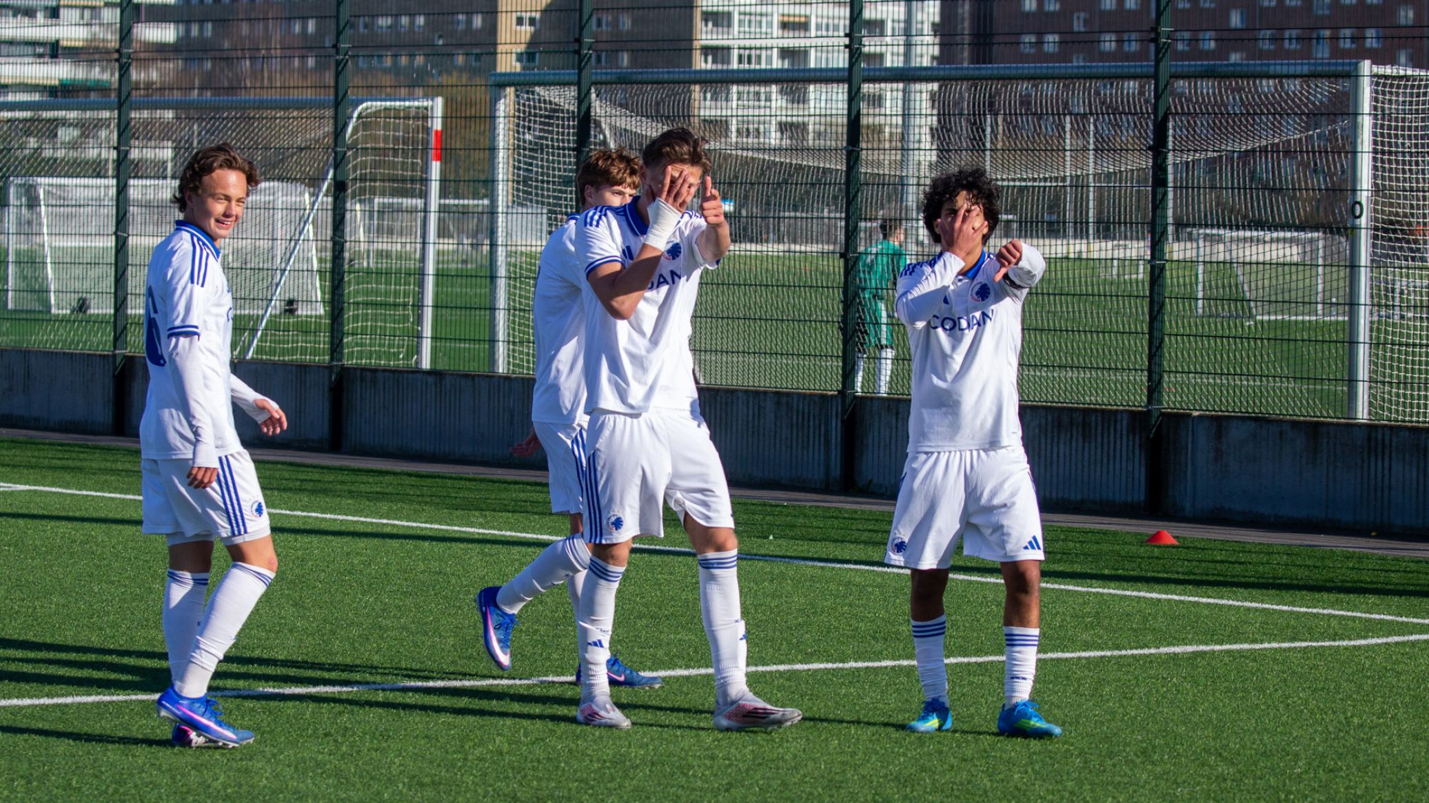 Adam Hviid Roesen, Elvin Mehicic og Ishaq Holalam