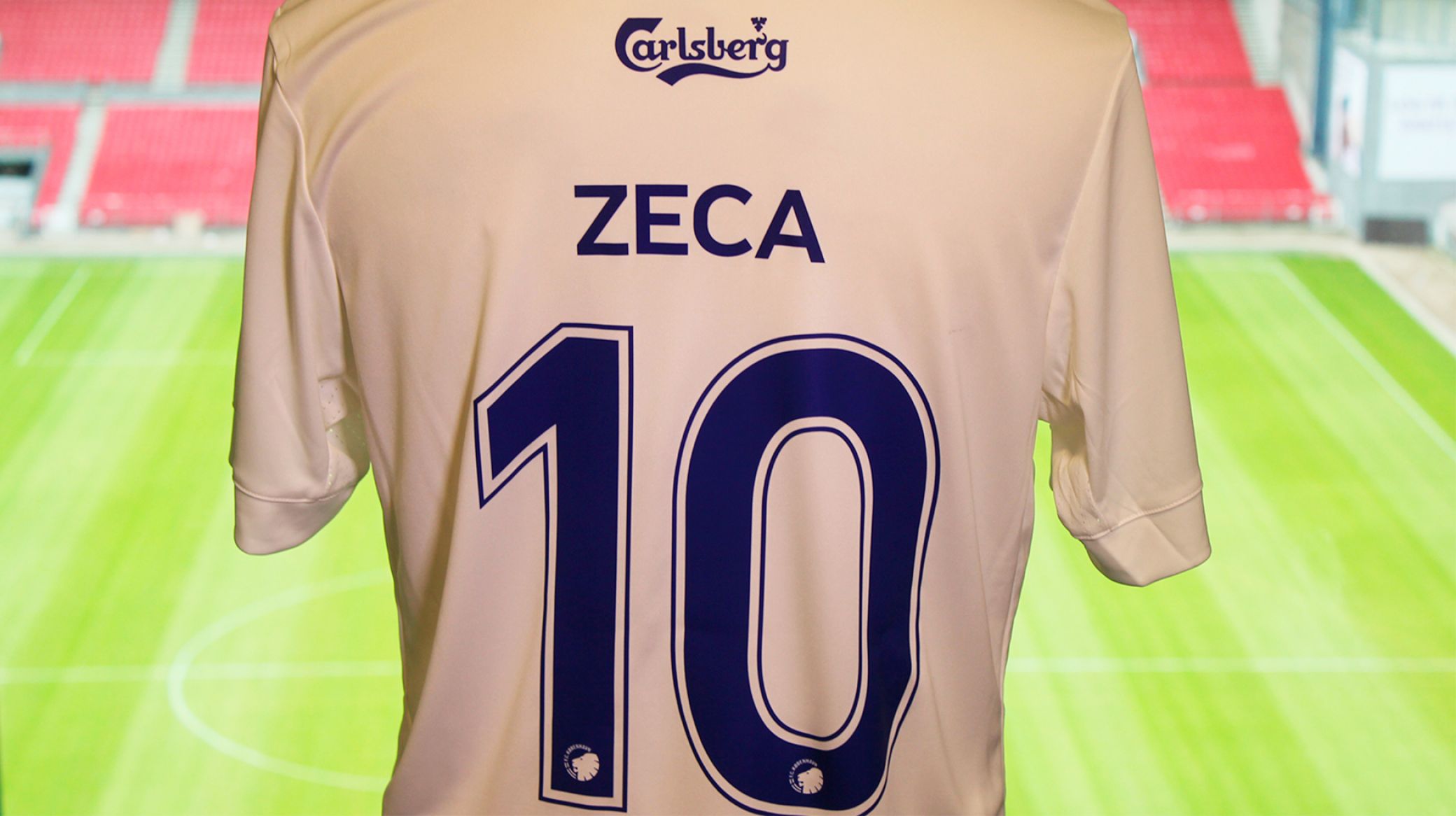 Zeca får nummer 10 Zeca får nummer 10