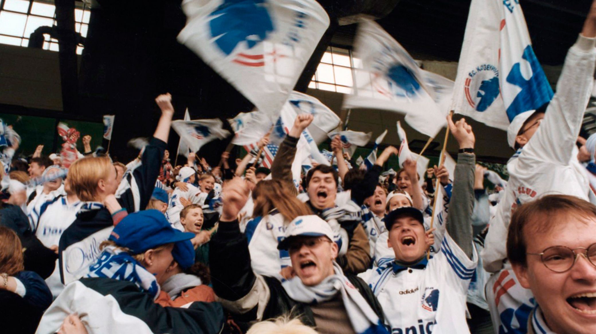 Fans på Nedre C i 90'erne Fans på Nedre C i 90'erne