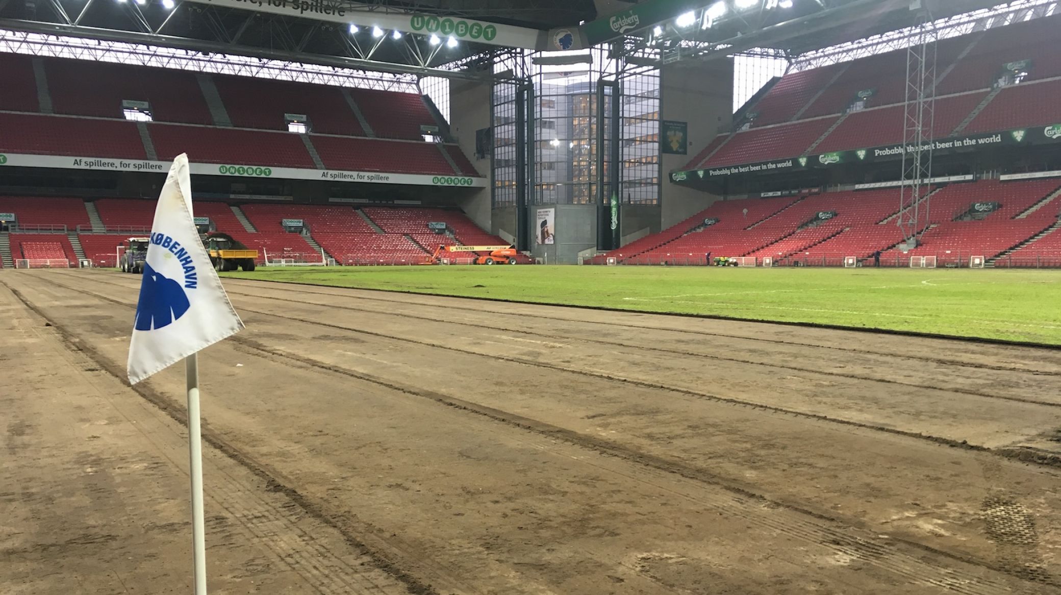 Plænen i Telia Parken skiftes ud, så den er helt klar til pokalderby, Alka Superliga og Europa League
