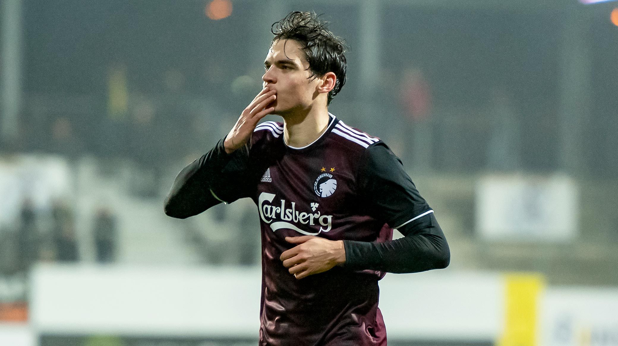Robert Skov Robert Skov