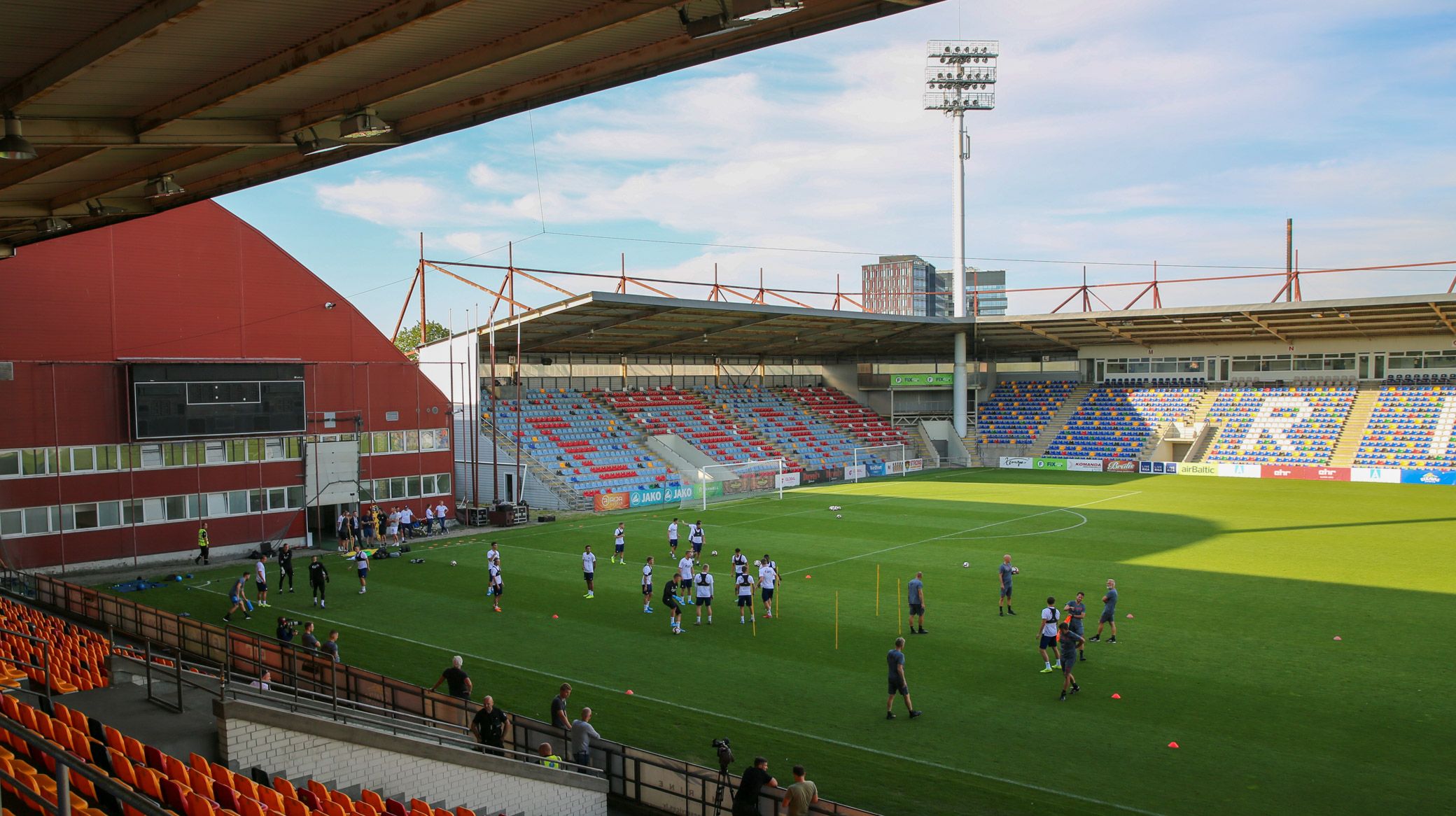 Træning på Skonto Stadion i Riga