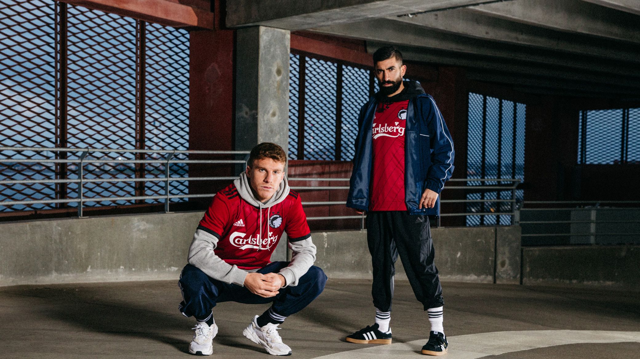 Santos og Pep Biel i den nye 3. trøje Santos og Pep Biel i den nye 3. trøje