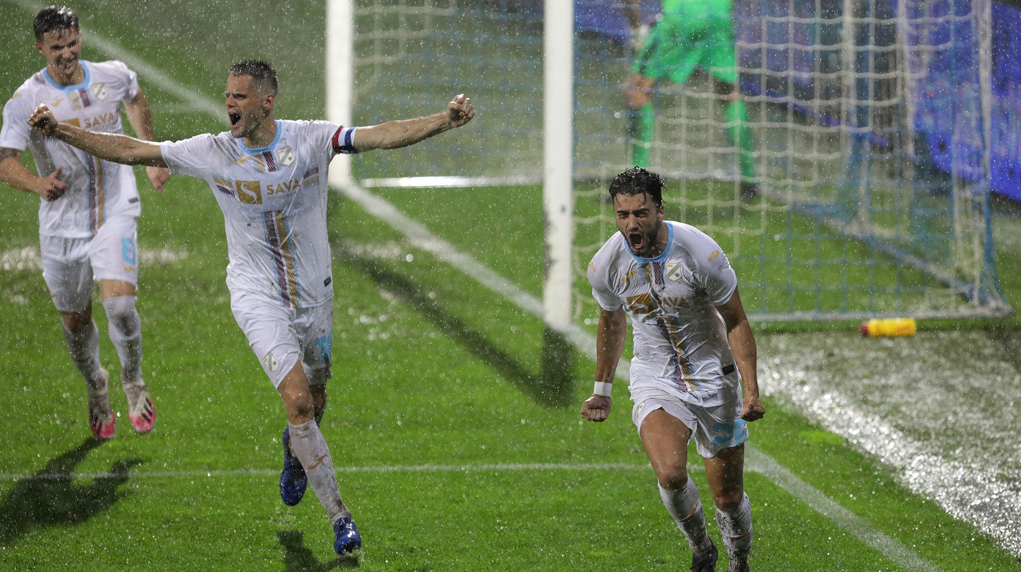 Rijeka-spillerne jubler over sejren over Kolos Kovalivka Rijeka-spillerne jubler over sejren over Kolos Kovalivka