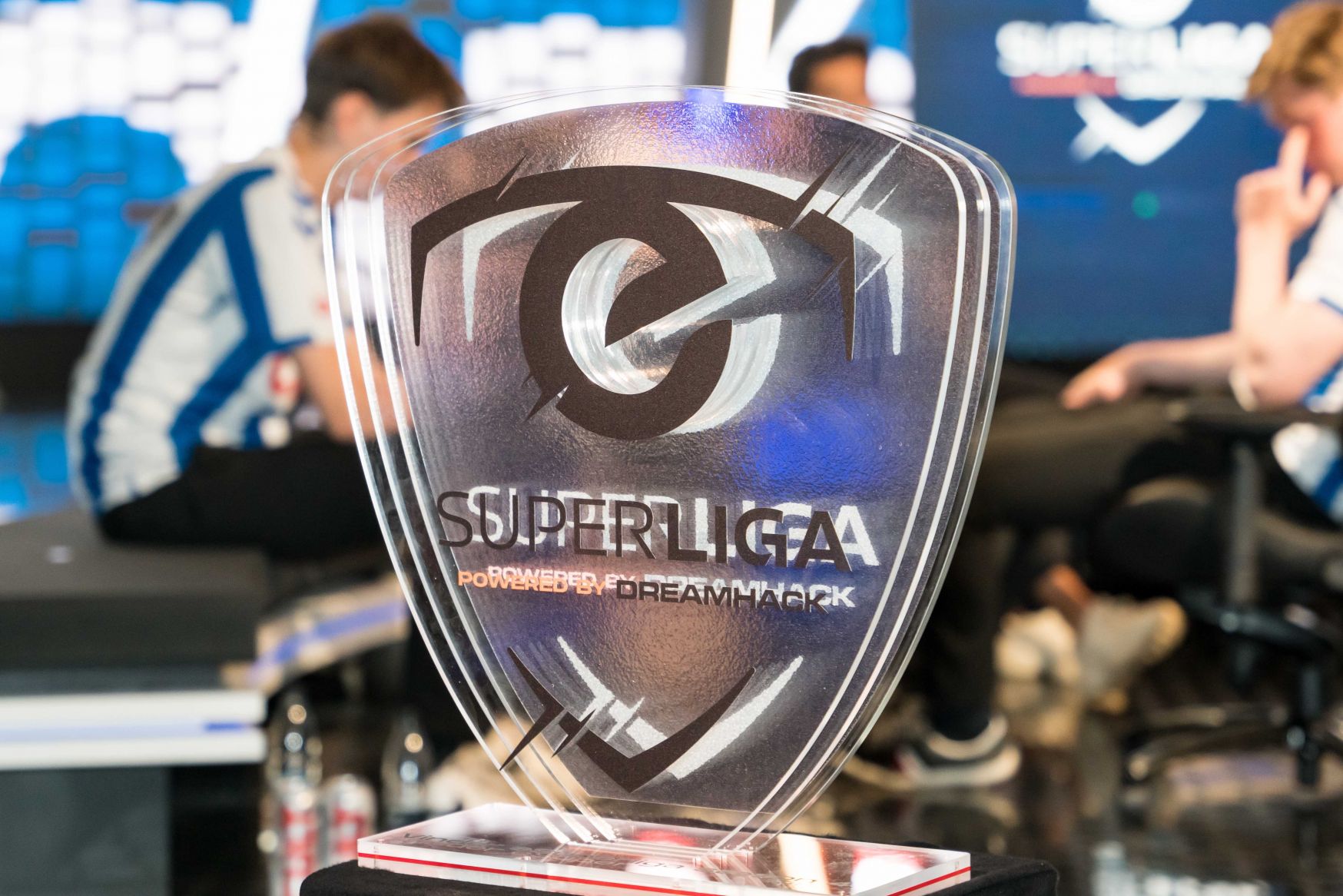 eSuperliga trofæ eSuperliga trofæ