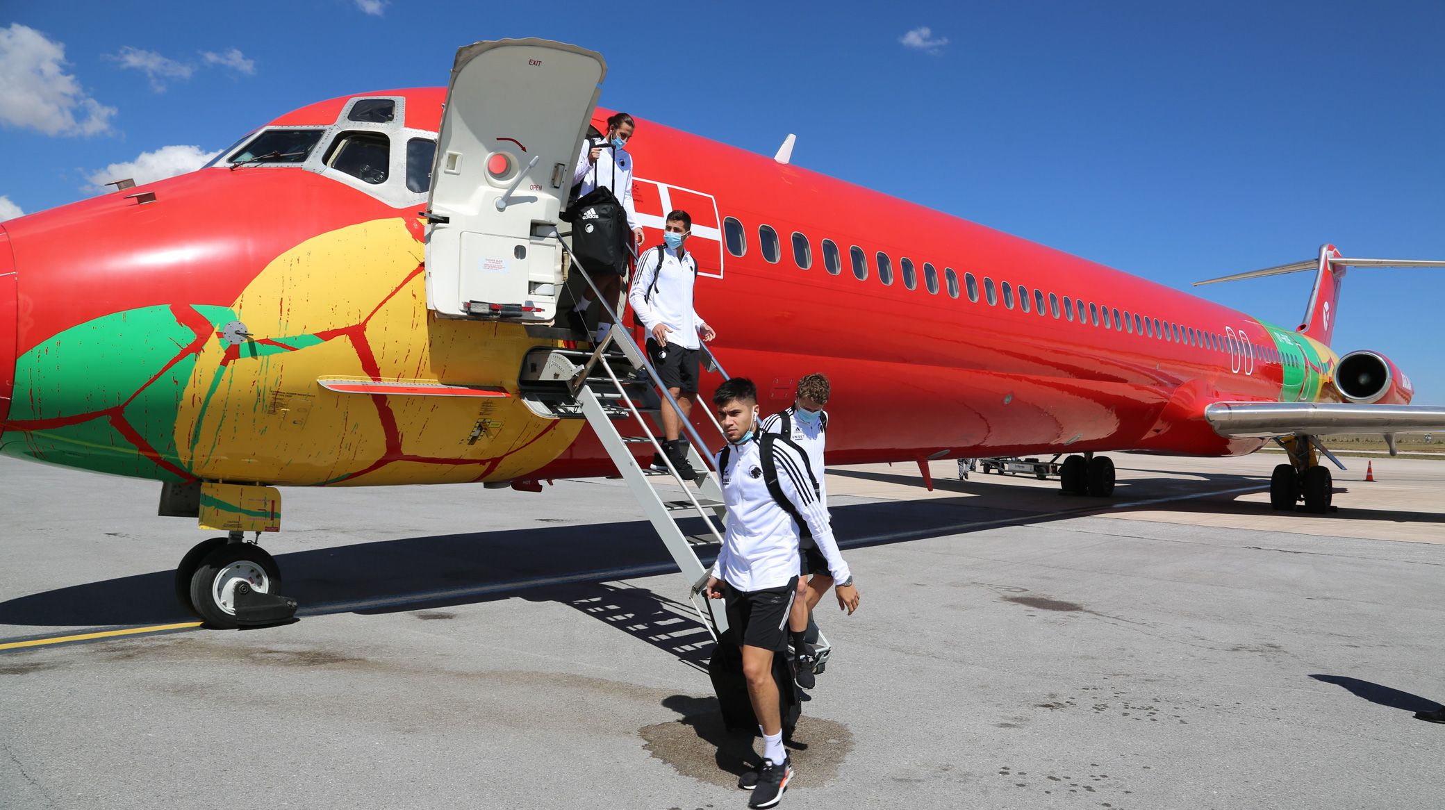 Ankomst til lufthavnen i Sivas Ankomst til lufthavnen i Sivas