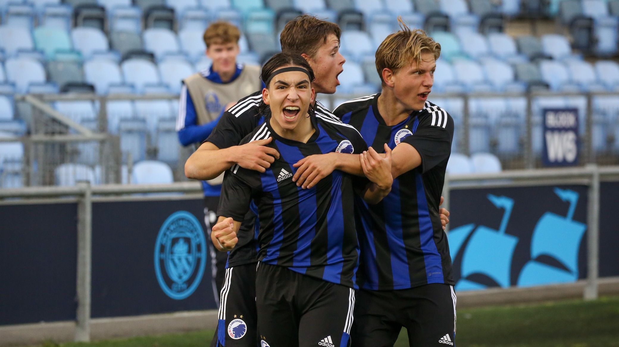 Jubel efter scoring Jubel efter scoring