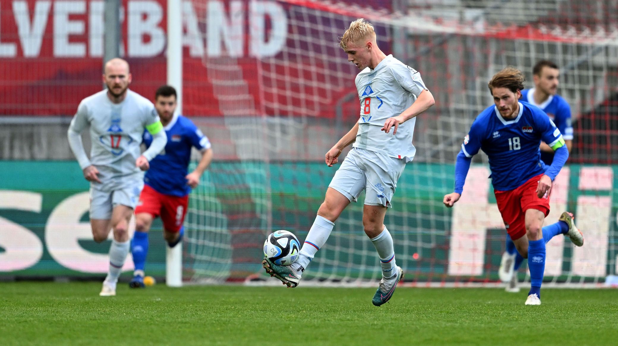 Hákon Haraldsson i aktion mod Liechtenstein Hákon Haraldsson i aktion mod Liechtenstein