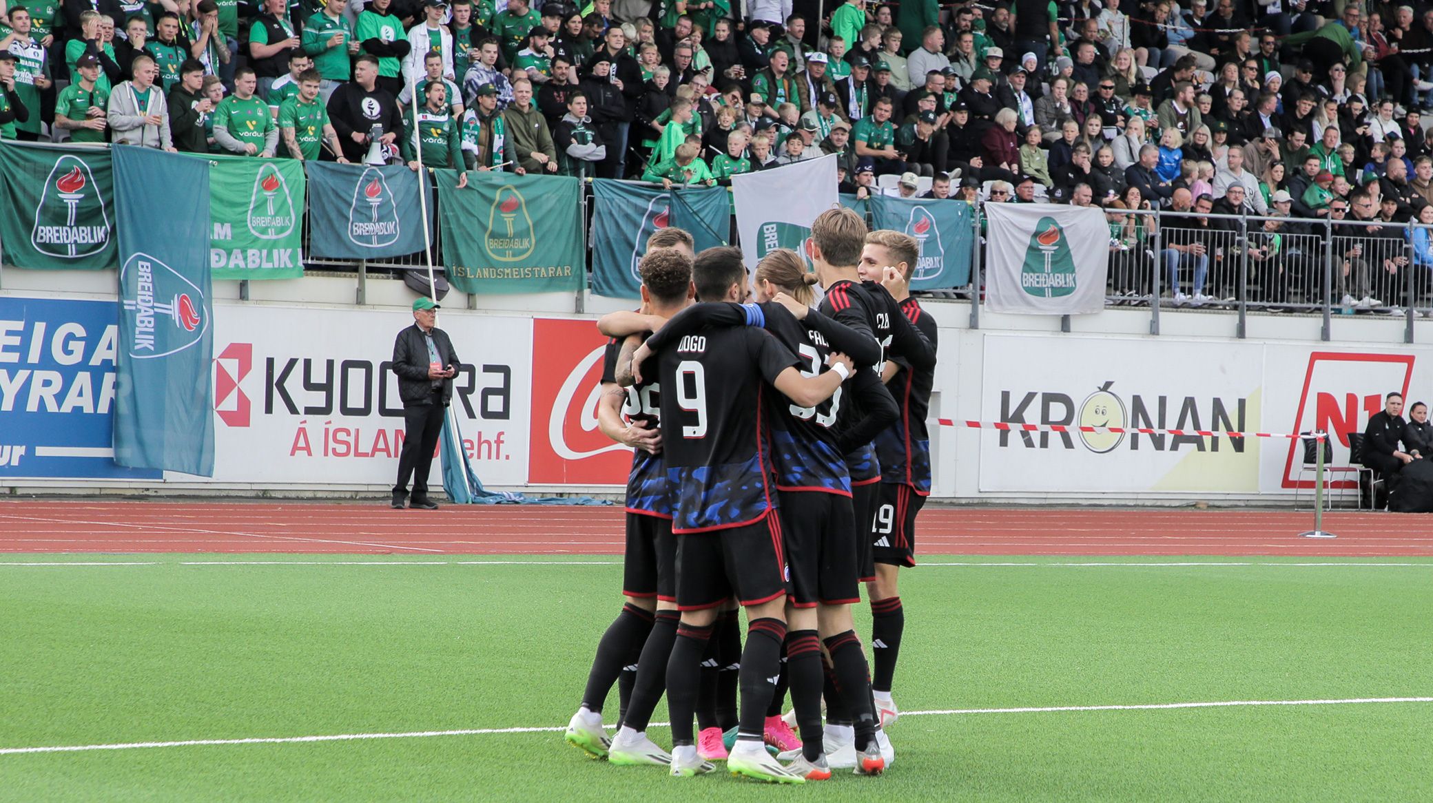 Jubel efter det tidlige 1-0-mål mod Breidablik Jubel efter det tidlige 1-0-mål mod Breidablik