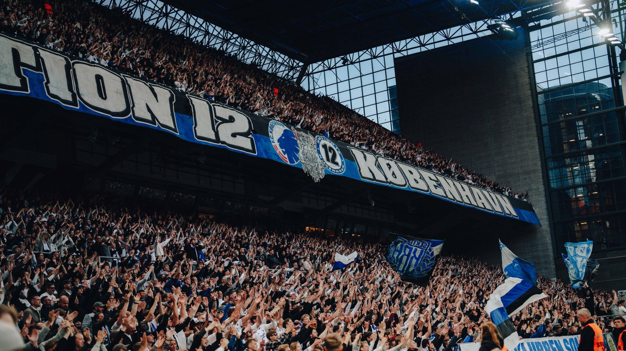 FCK-fans på Sektion 12 i Parken