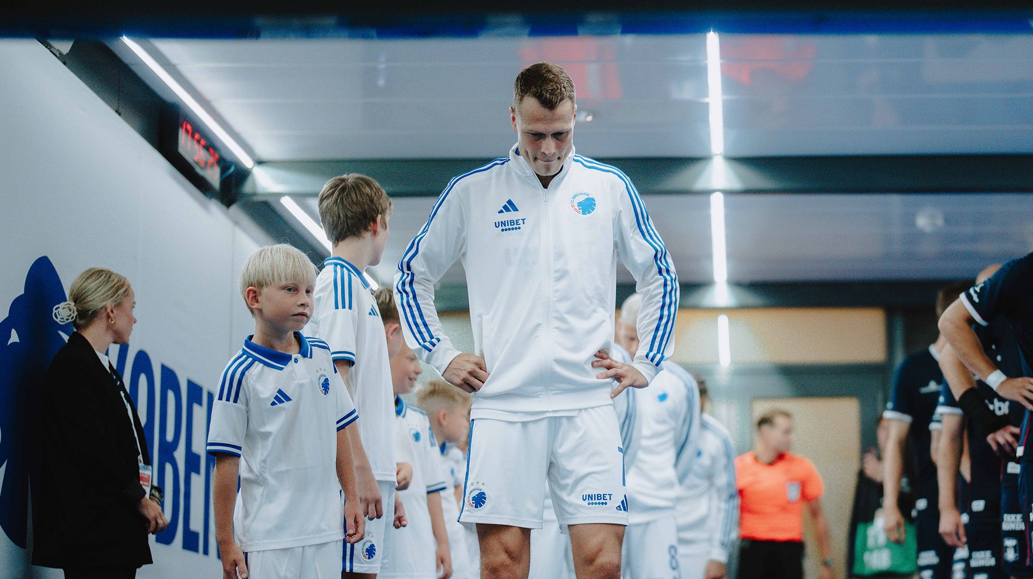 Viktor Claesson før kampstart Viktor Claesson før kampstart