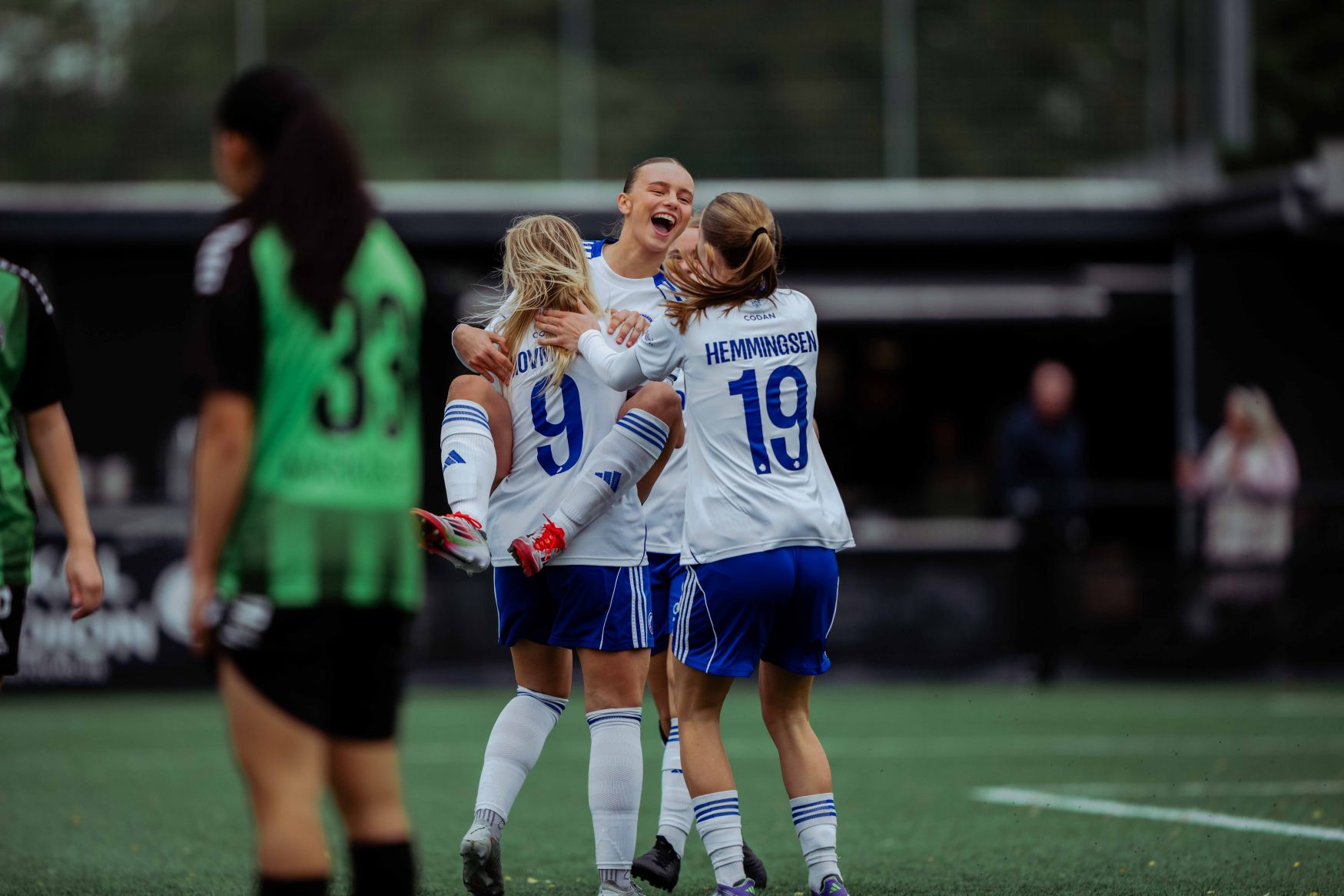 Brandt sikrer tre point mod FC Thy-Thisted Q Løvinderne vandt 1-0 hjemme på Vanløse Idrætspark over FC Thy-Thisted Q på mål af Emma Brandt kort efter pausen.