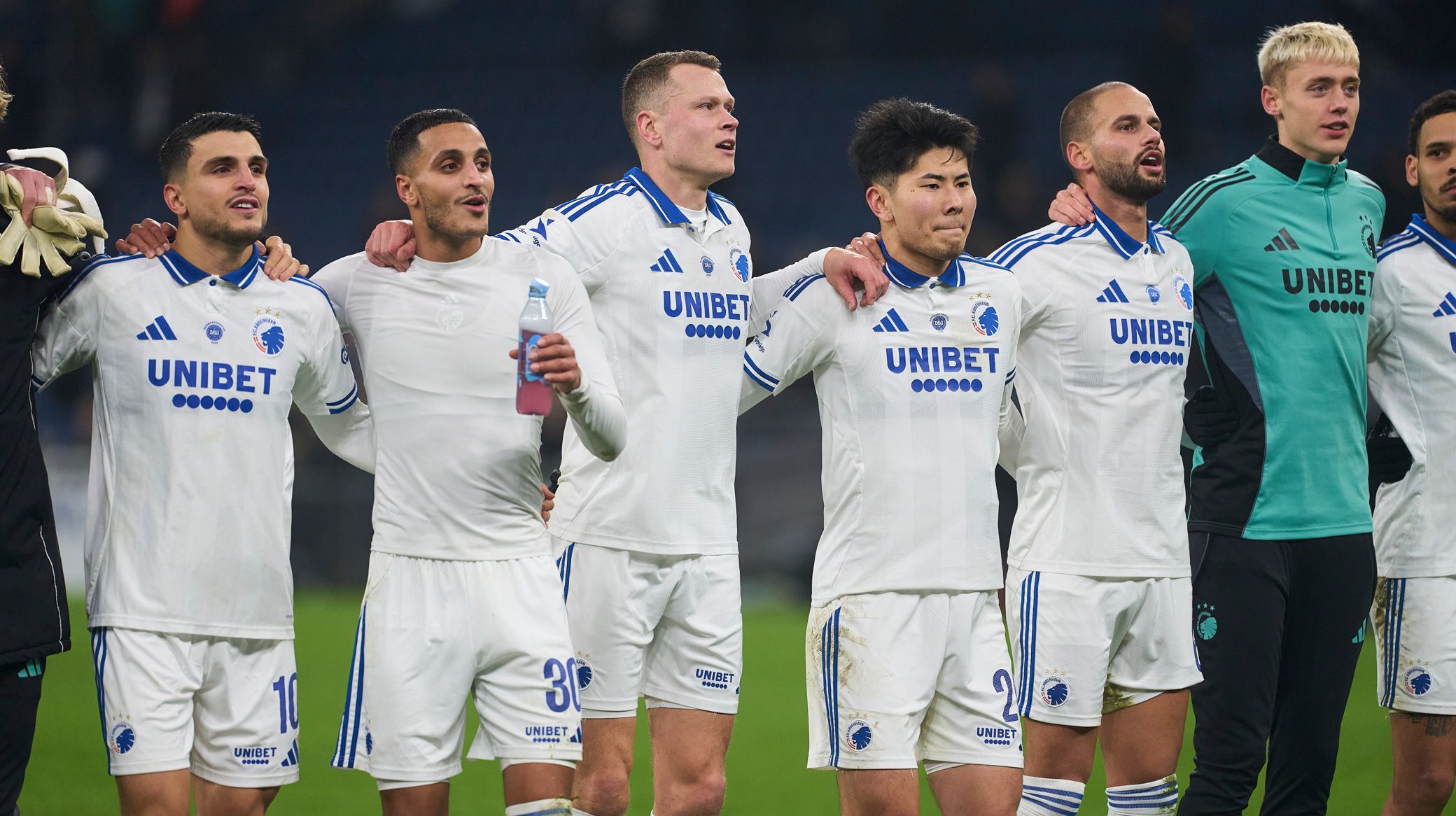 Spillerne jubler efter sejren