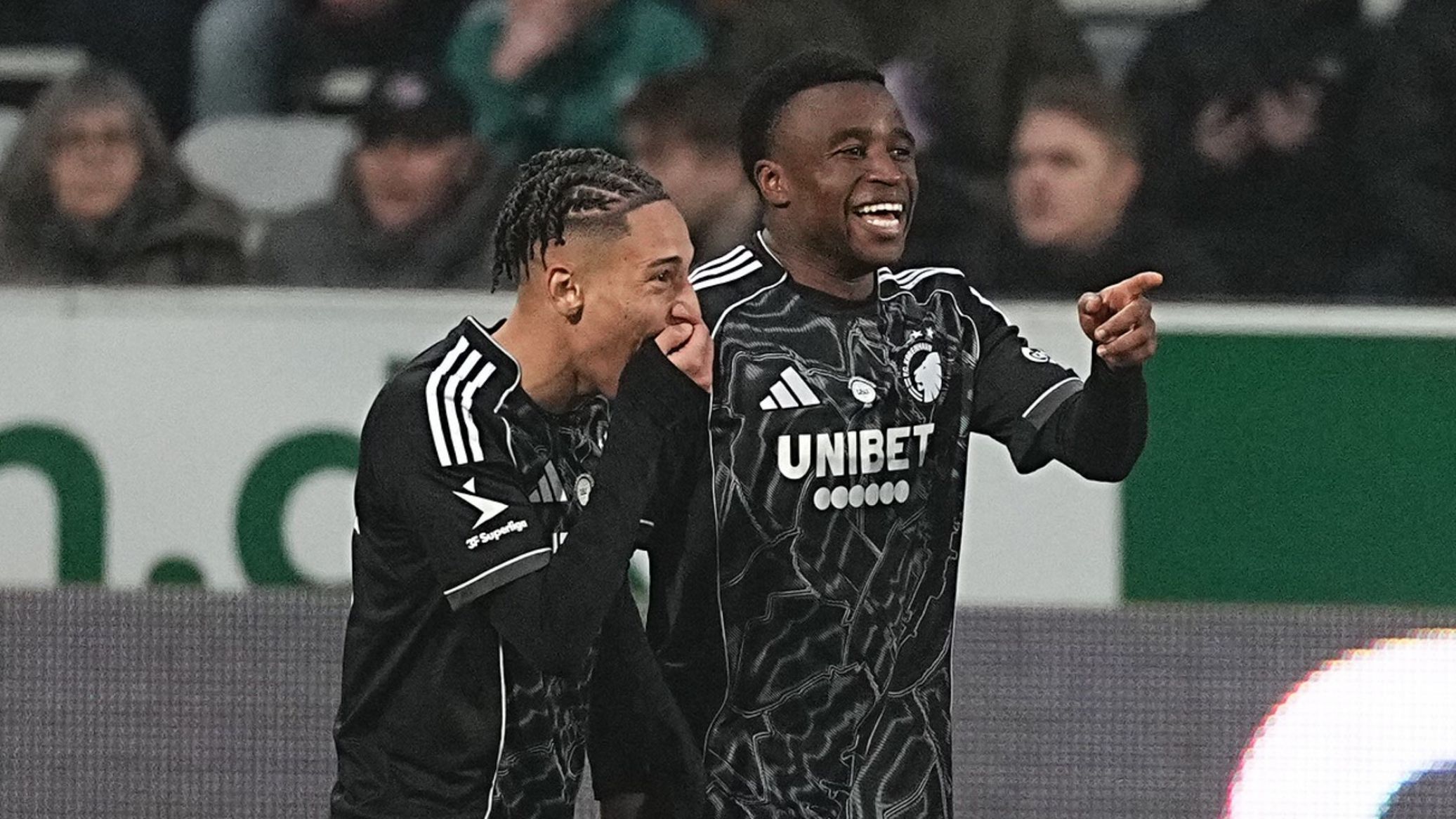 Youssoufa Moukoko og Robert Silva