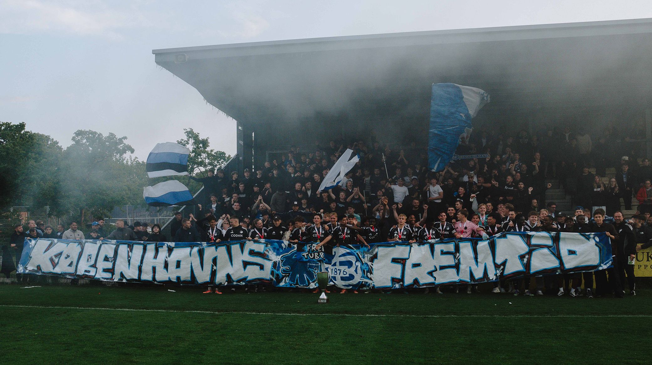 U19 fejrer pokaltitlen foran fansene