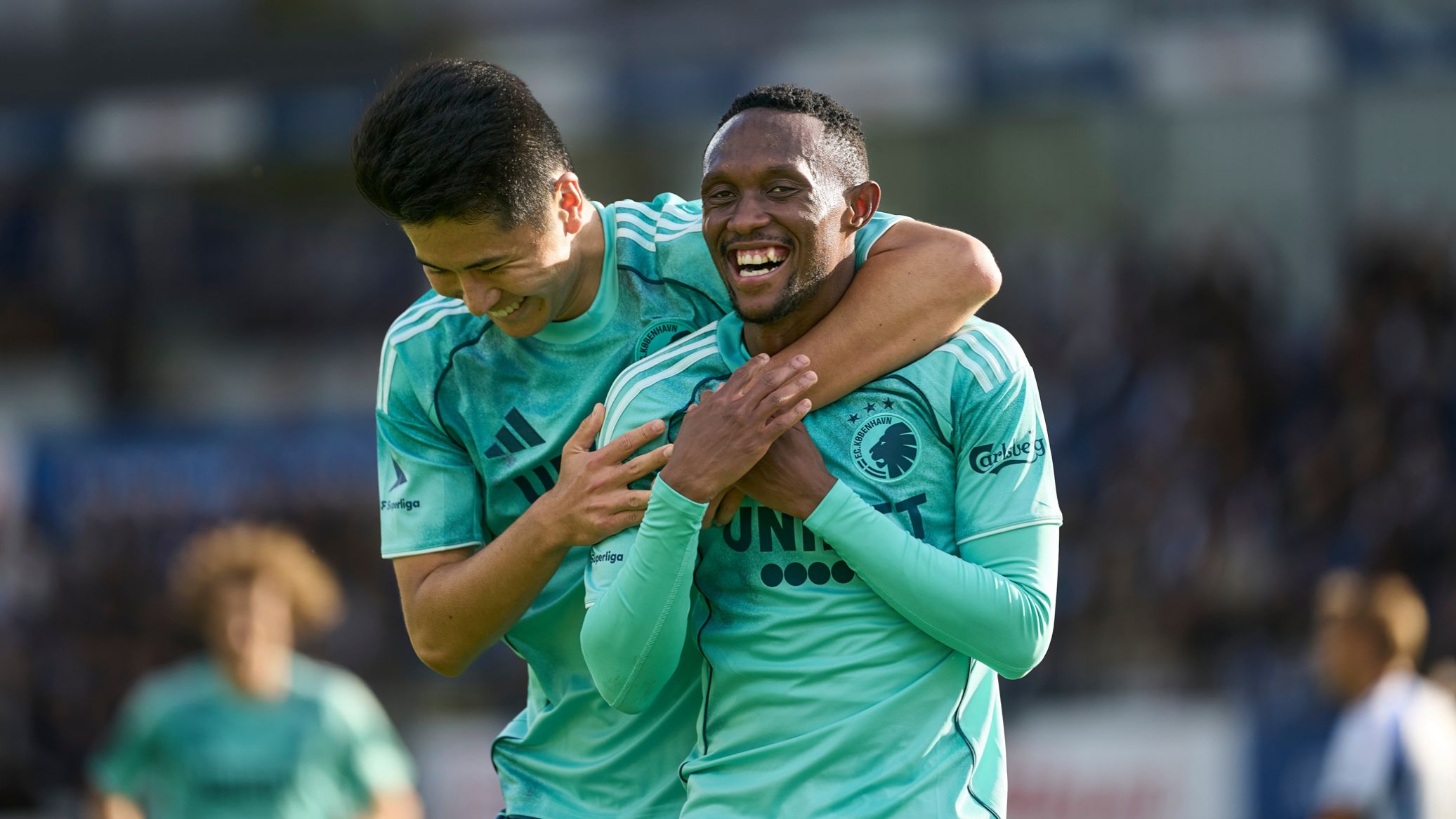 Thapelo Maseko og Junnosuke Suzuki