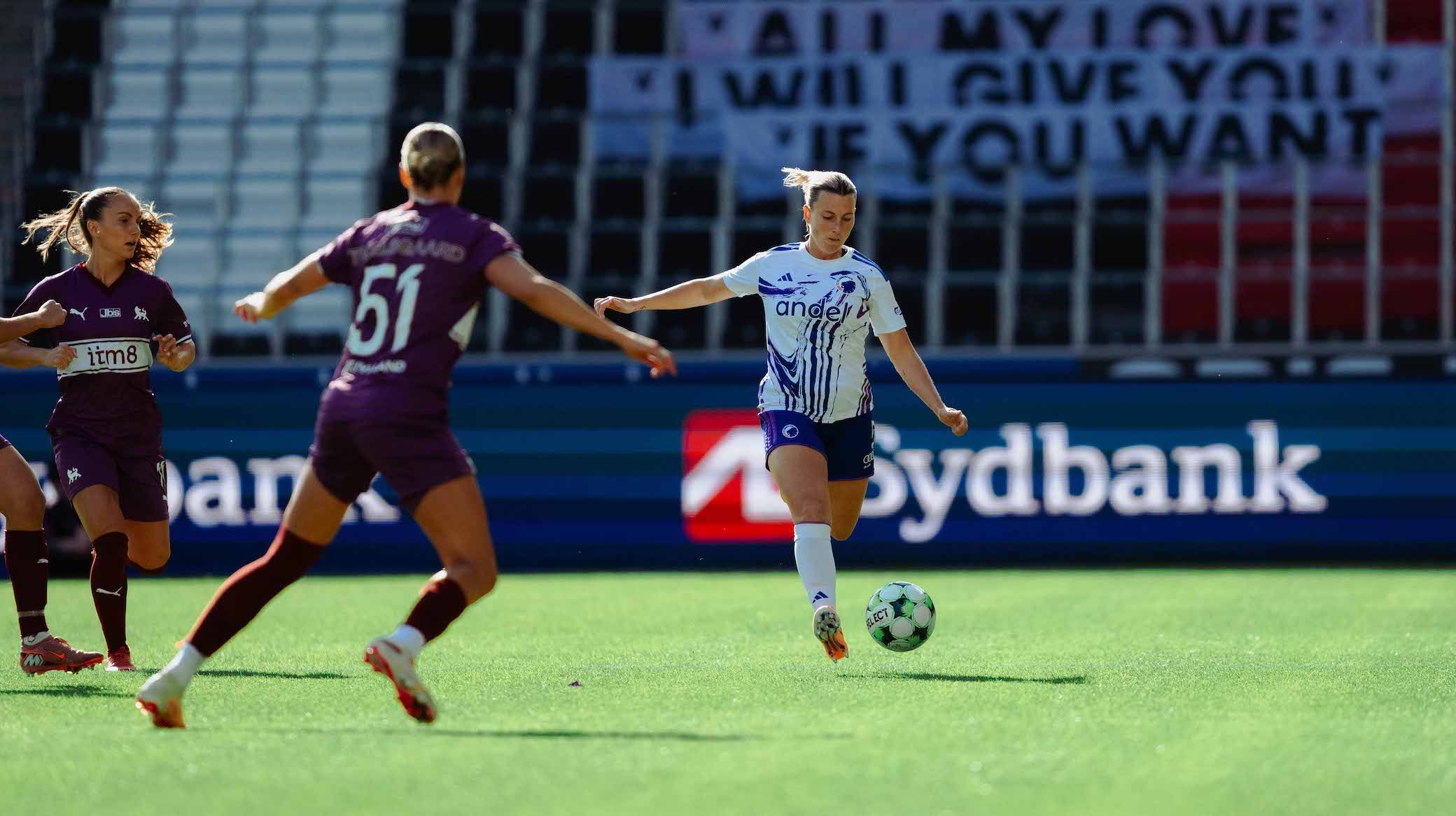 Ally Green i aktion mod FCM.