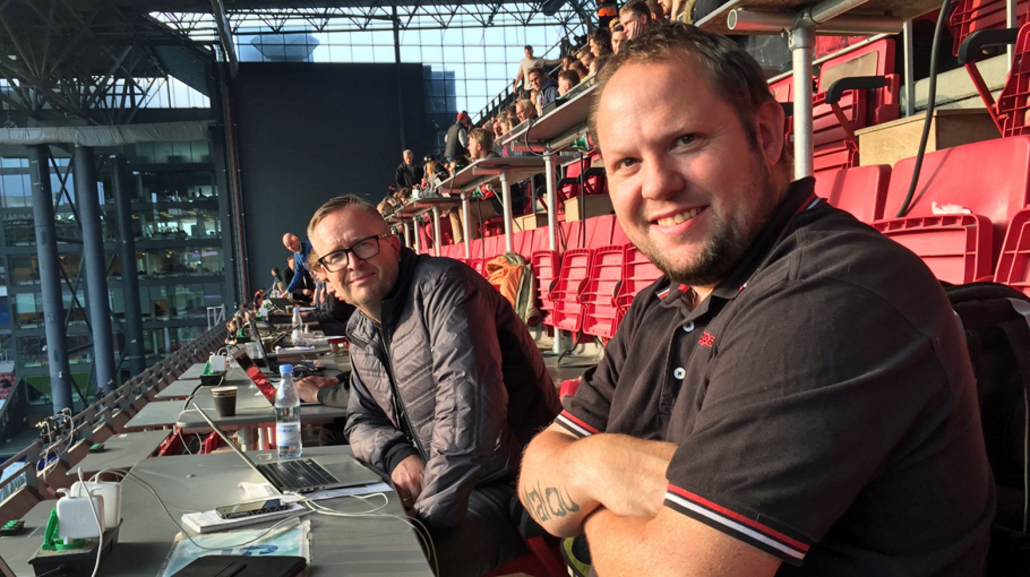 Med FCK.DK's "live-team" på en kampdag