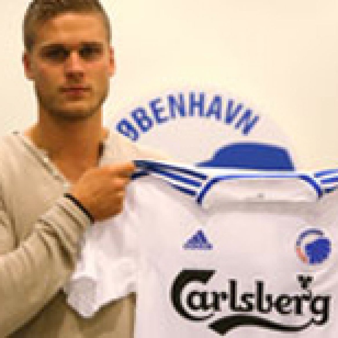 Copenhagen Sign Icelandic Winger Gislason F C Kobenhavn