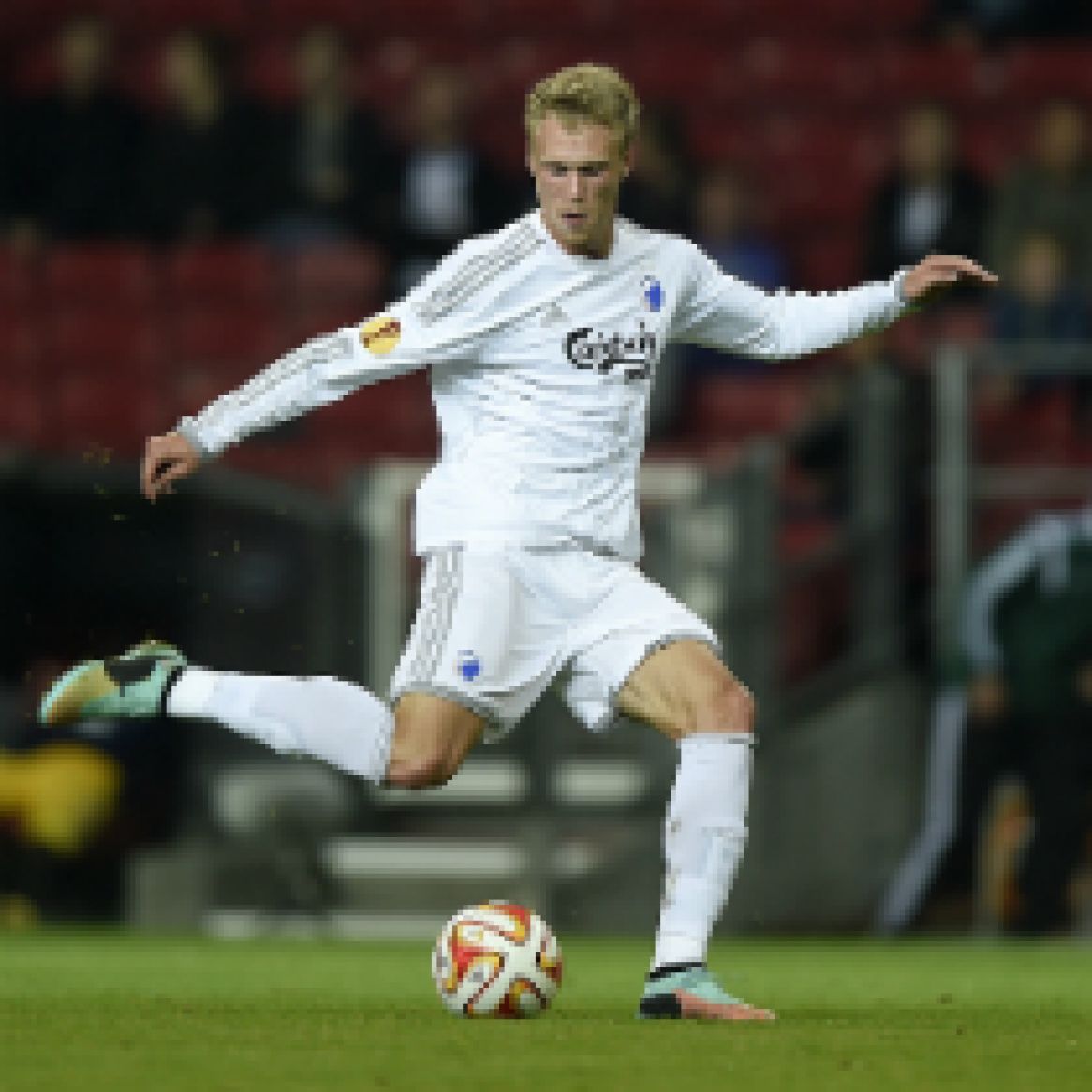 Jørgensen double sinks Helsinki in Europa