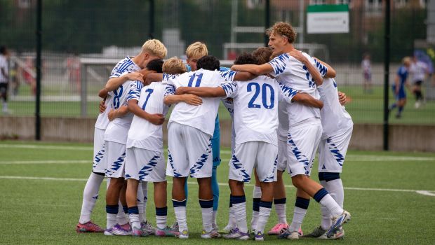 F.C. Københavns U17-hold samles før kickoff