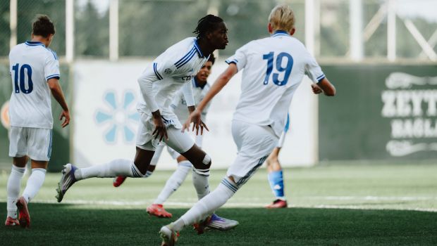 Graham Ankamafio jubler efter en scoring