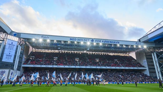 Blue & White Banner Day i Parken