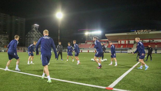 Træning på Victoria Stadium