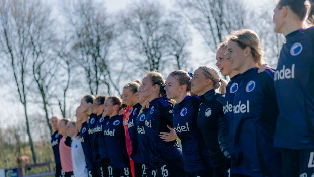 Kvinderne fejrer udesejren over Aalborg Freja