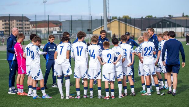 U14-holdet samles
