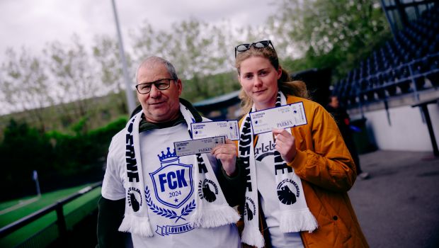 FCK-fans med billetter til kvindeholdets sæsonafslutning i Parken den 8. juni