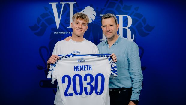 Hunor Németh og Sune Smith-Nielsen efter forlængelsen af aftalen