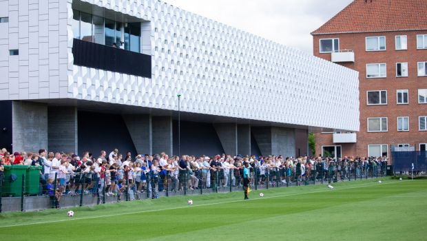 Tilskuere på Nummer 10