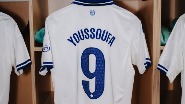 Youssoufa Moukokos spillertrøje 