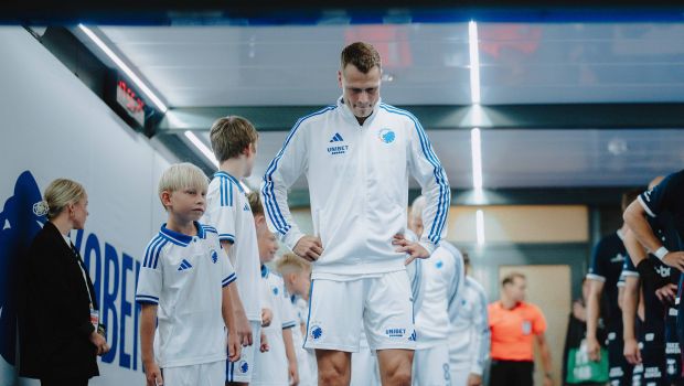 Viktor Claesson før kampstart