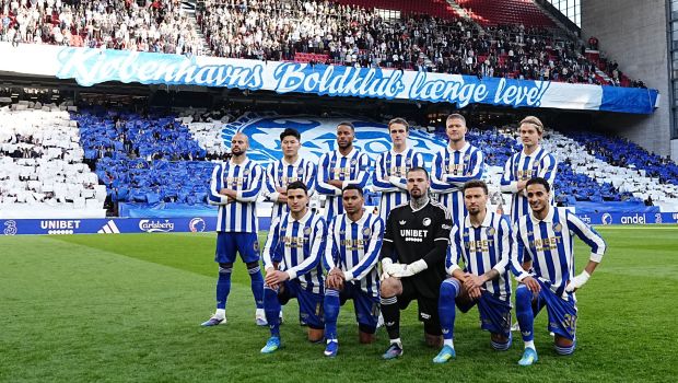 Holdfoto i KB-jubilæumstrøjen