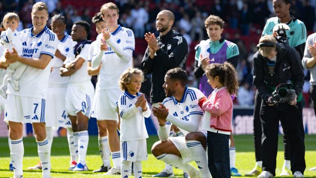 Spillerne takker fansene for opbakningen